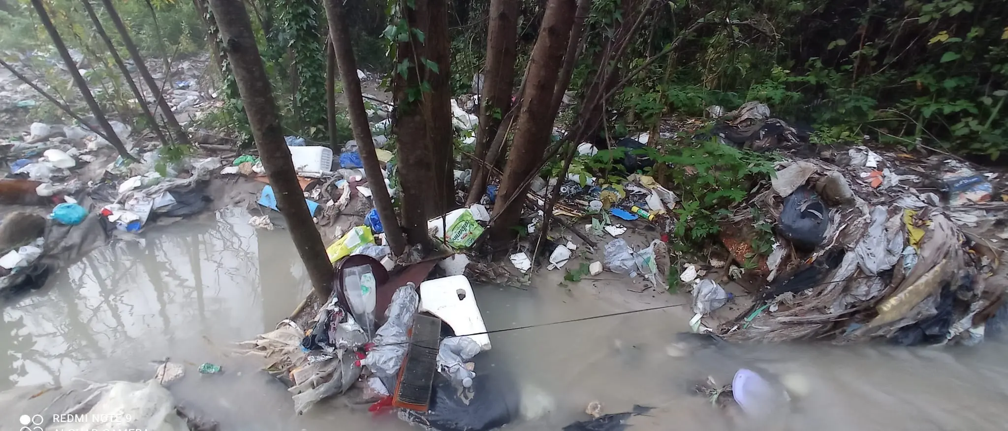 Fiumara dei veleni, il Comune di San Costantino prende impegni per vigilare contro i \"lordazzi\"