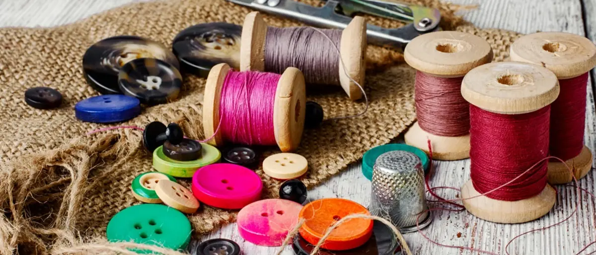 Moda e solidarietà, a Ionadi nasce l’Atelier sociale “Tabita”