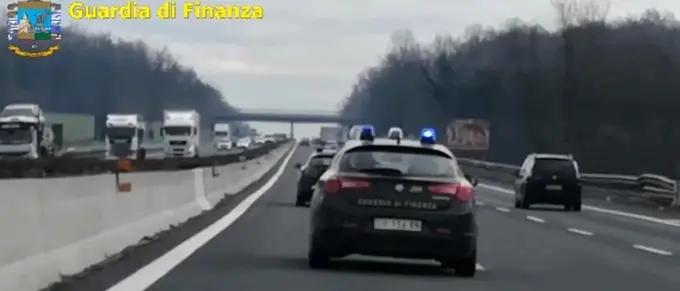 Inchiesta Petrol mafie, colpo anche alle cosche vibonesi: fermi e arresti. Tutti i nomi- VIDEO