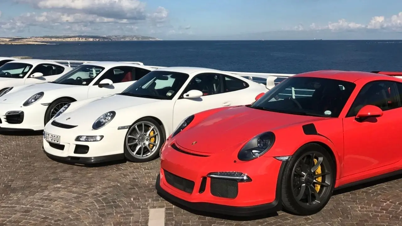 Vibo Marina pronta a fare da cornice per la tappa conclusiva del Calabria tour Porsche: in arrivo 25 bolidi dalla Germania e da Malta