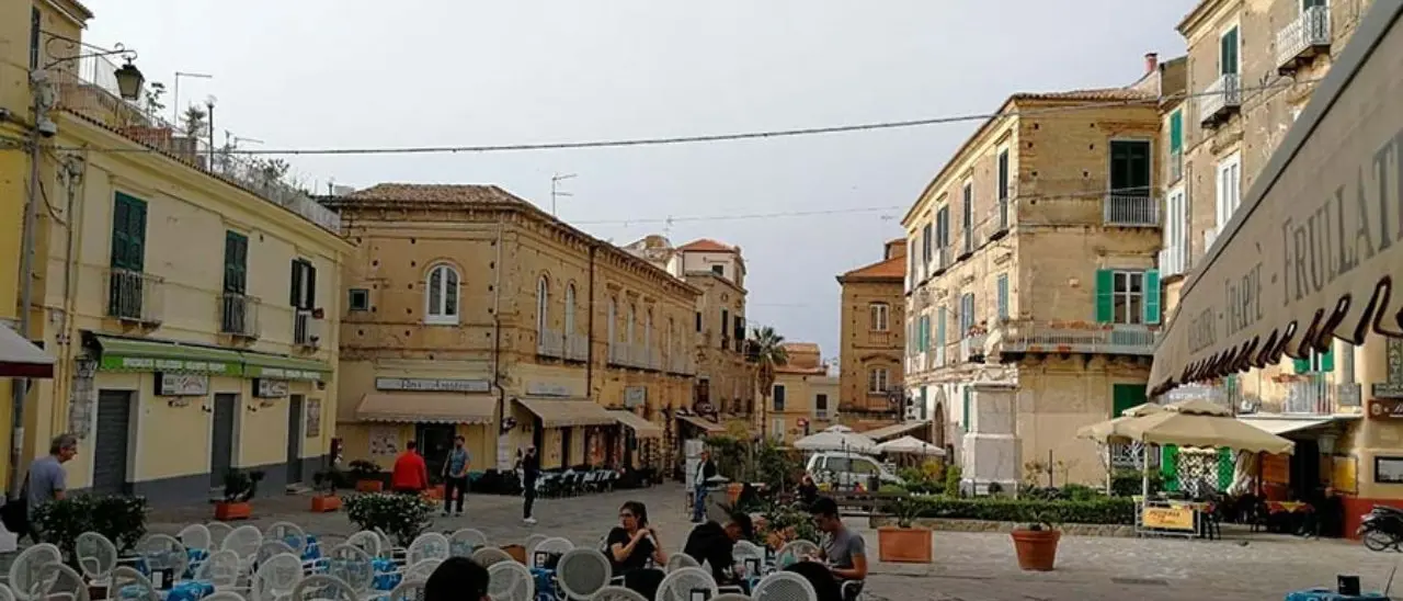 Tropea, ancora due appuntamenti nel fine settimana con la rassegna letteraria \"Paride\" a cura dell'associazione Libertas