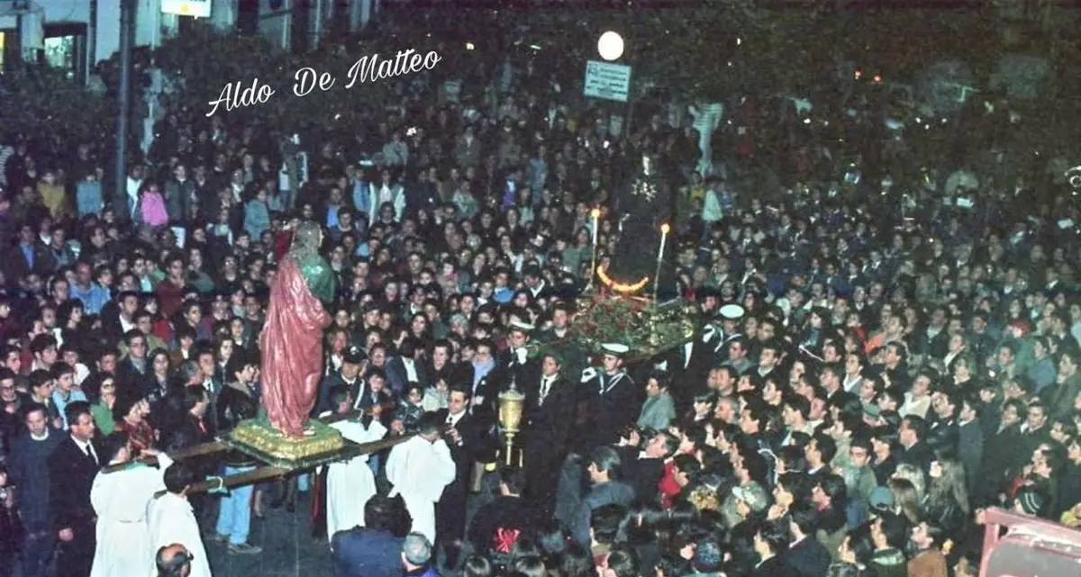 La Pasqua perduta di Pizzo: l’amarcord delle tradizioni travolte dal Covid