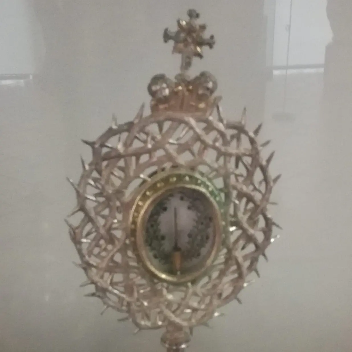 Settimana Santa, a Mileto una delle sacre spine della corona di Cristo