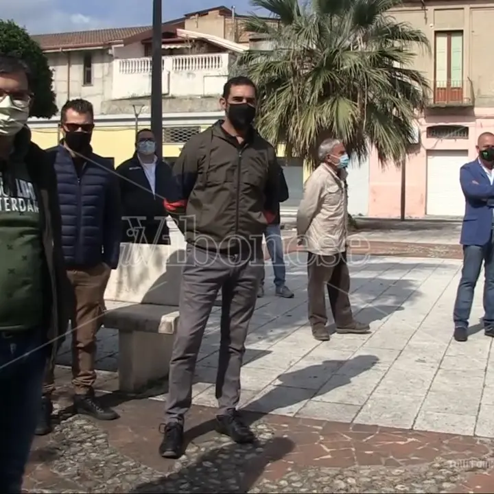 Parlano i ristoratori vibonesi in rivolta: «Pronti a violare la legge per non morire» - Video