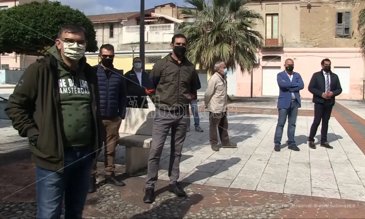Parlano i ristoratori vibonesi in rivolta: «Pronti a violare la legge per non morire» - Video