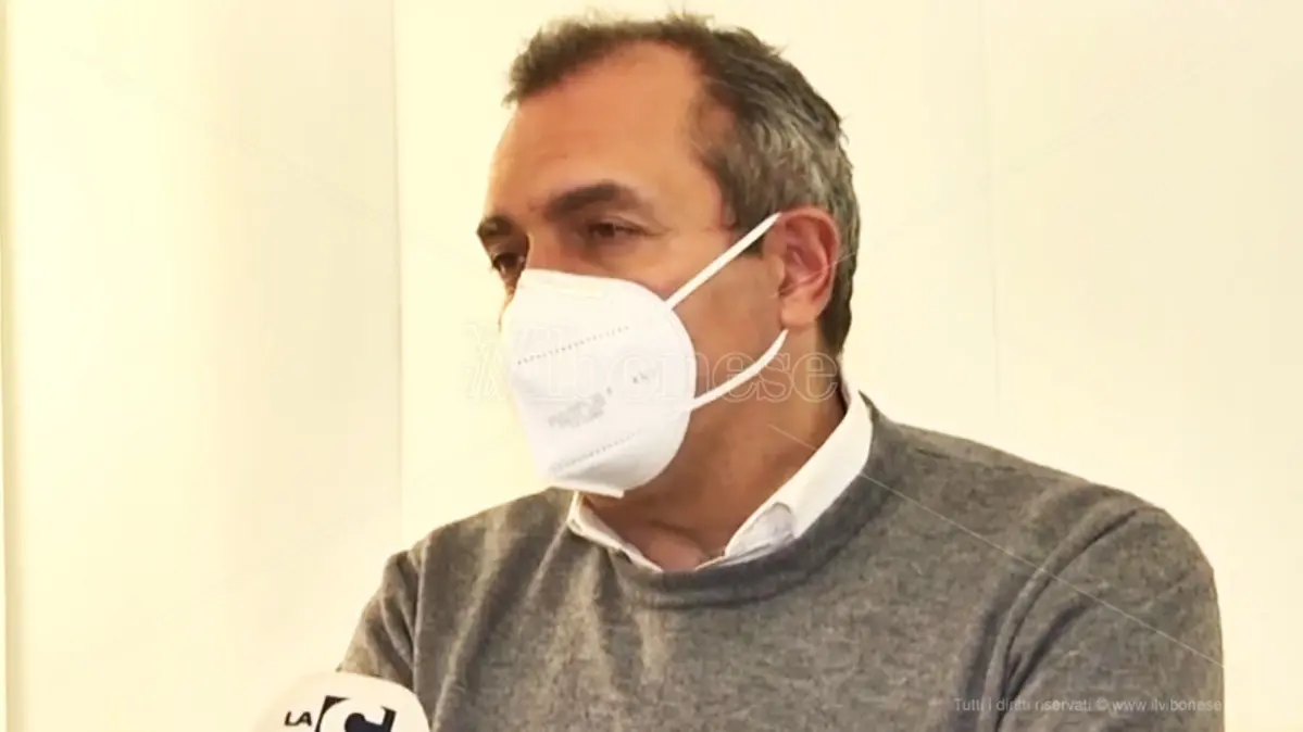 De Magistris torna a Vibo: «Territorio centrale per il riscatto della Calabria» - Video