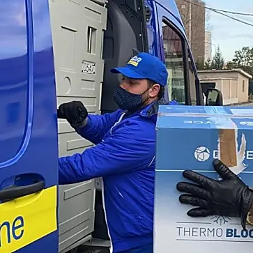 Vaccini anti-Covid, in arrivo a Vibo un lotto di Moderna