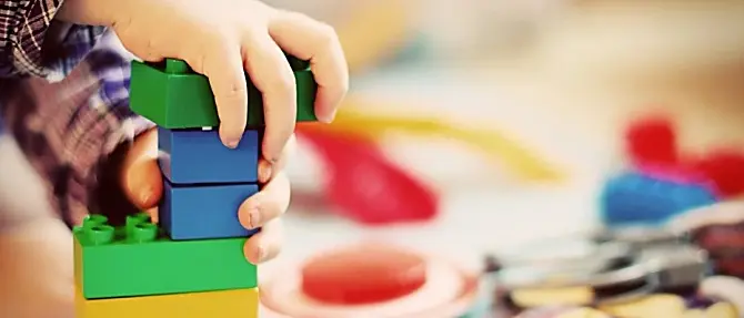 Dopo Pasqua a scuola anche in zona rossa: nella bozza del nuovo decreto le Regioni non potranno chiuderle