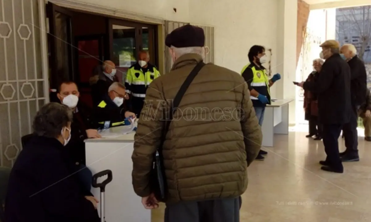 Campagna vaccinale nel Vibonese, l’Asp fa il punto: «Le scorte ci sono, siamo un modello da seguire»