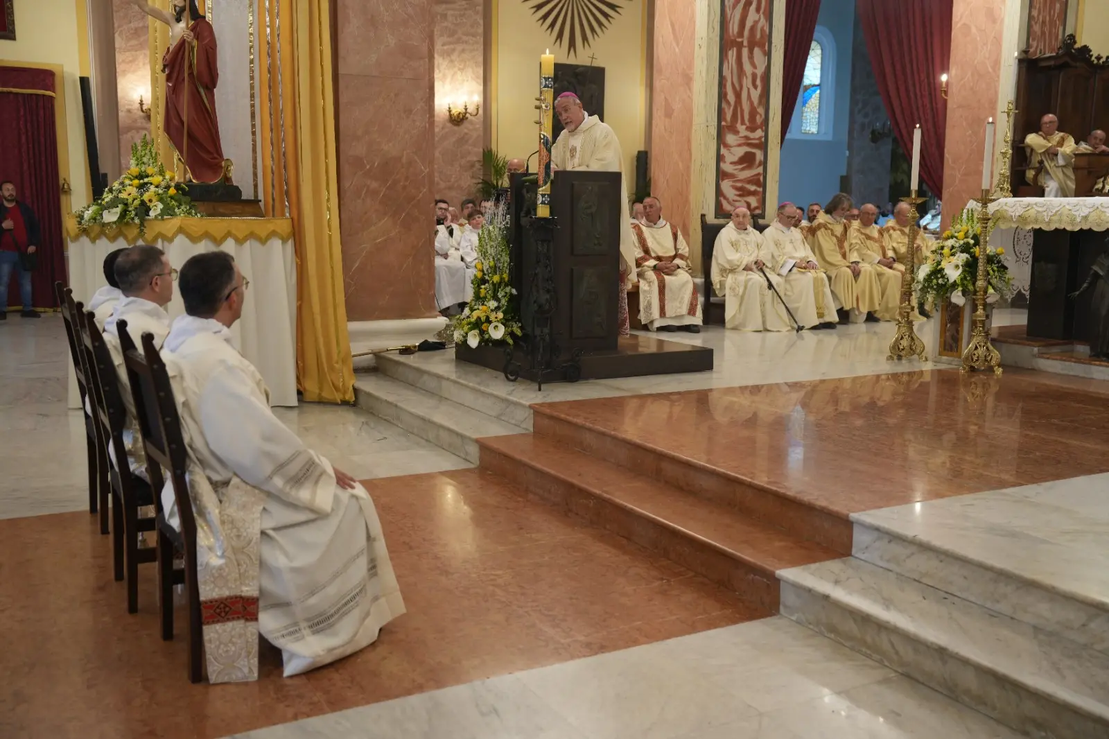 Mileto, la diocesi si arricchisce di tre nuovi sacerdoti: ecco chi sono