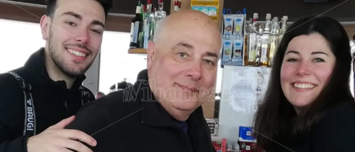 «Mio padre, prima vittima calabrese del Covid: salì su quell’ambulanza e non lo vidi mai più» - Video