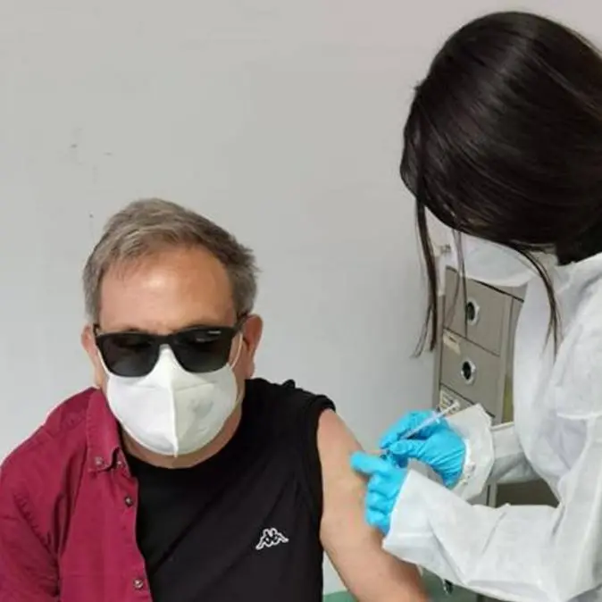 Covid, a Vibo vaccinati ciechi e ipovedenti