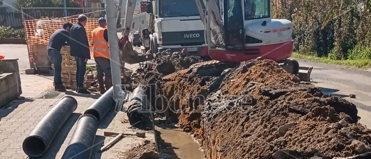 Vibo Marina, eliminata la fogna a cielo aperto in via Parodi: sostituiti 30 metri di condotta