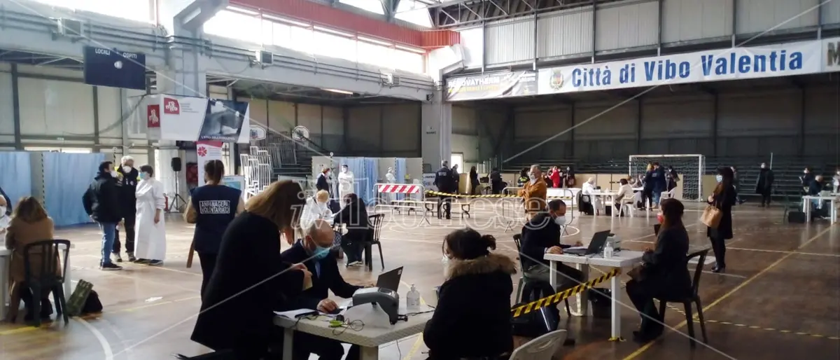 Campagna vaccinale nel Vibonese, Tucci plaude all’operato dell’Asp