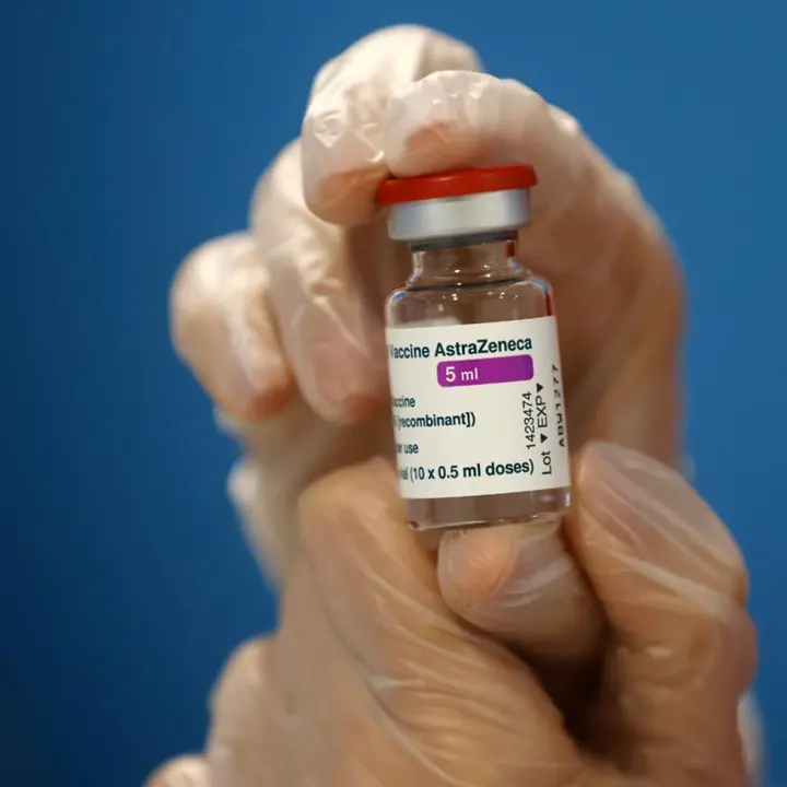 Vaccini anti-Covid a over 50, boom di prenotazioni in Calabria: 32mila in 24 ore