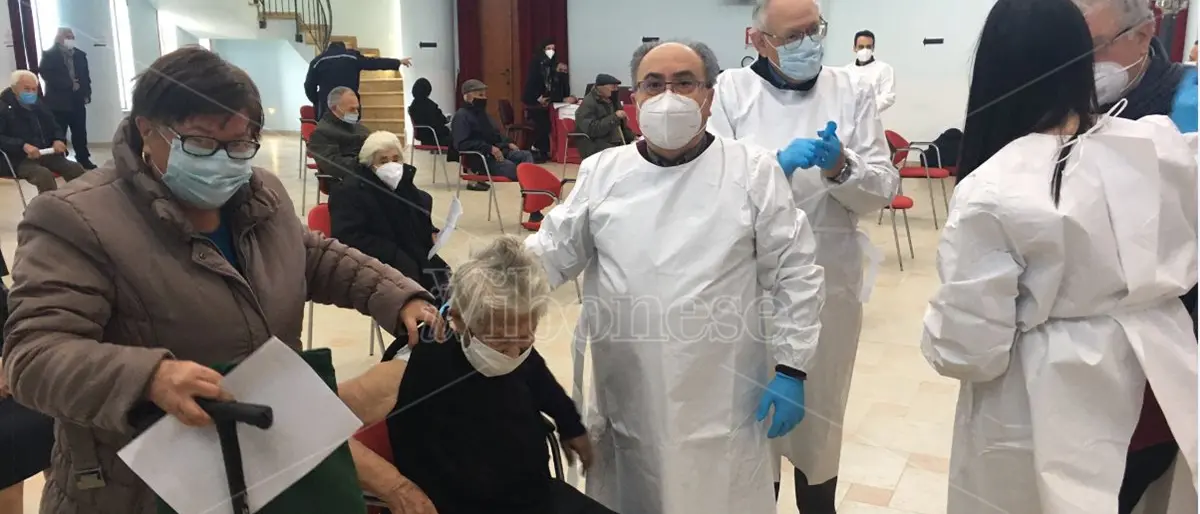 Vaccinazione agli over 80, oggi è stata la volta di Rombiolo