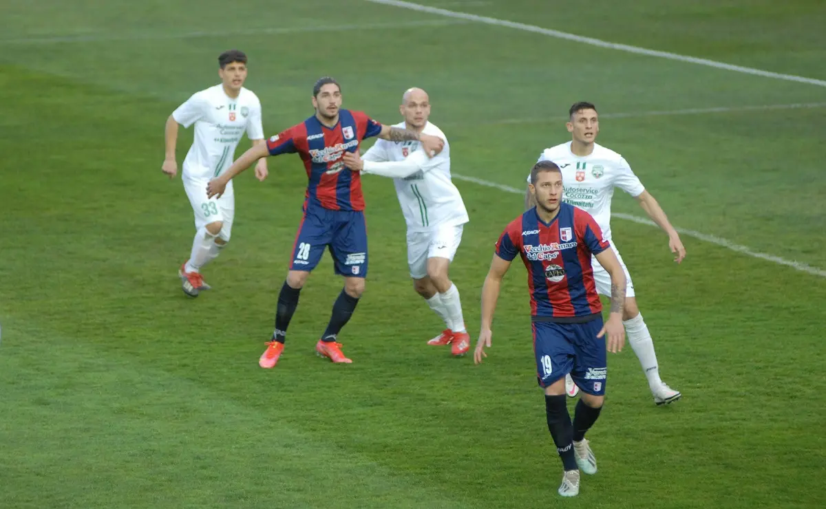 La Vibonese non sa più vincere. Contro il Monopoli finisce 0-0 - Video