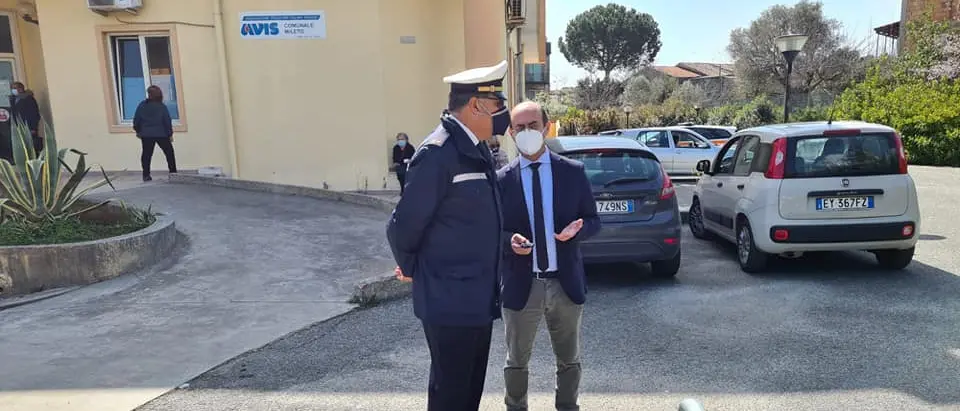 Agente municipale aggredito a Mileto: «Servono regole su come trattare soggetti difficili»