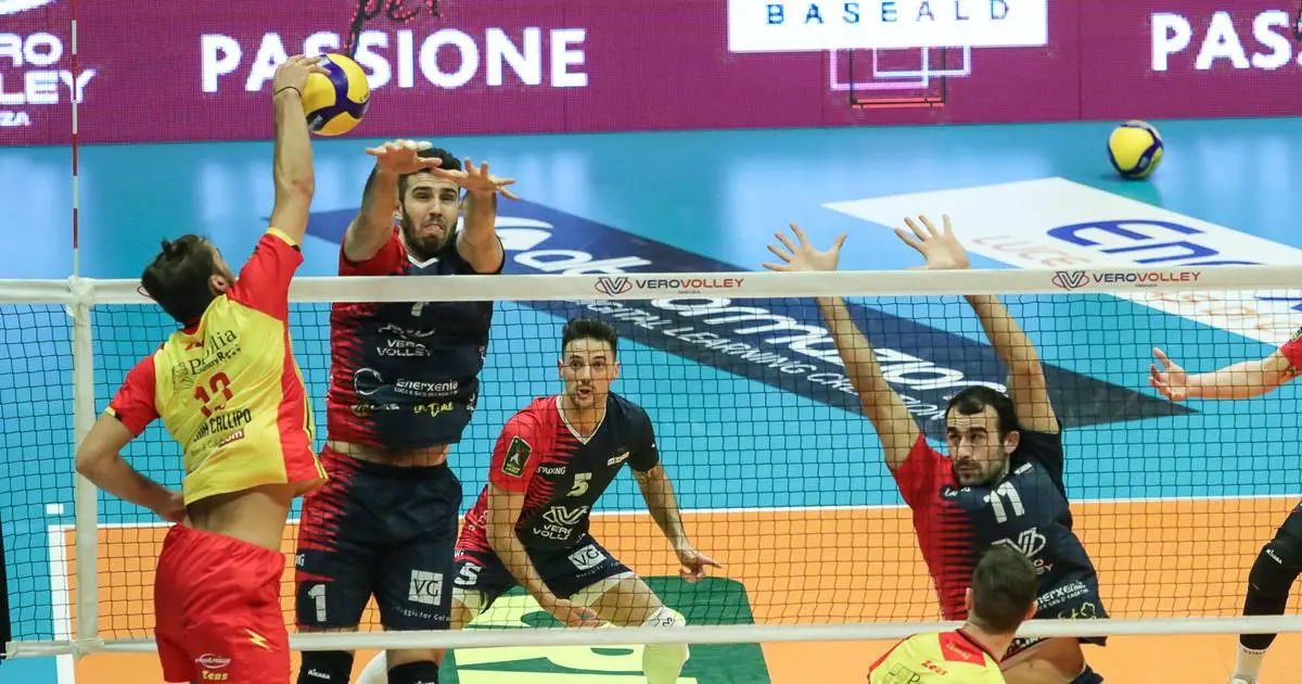 Play off scudetto, Vibo parte male: sconfitta in quattro set a Monza - Video