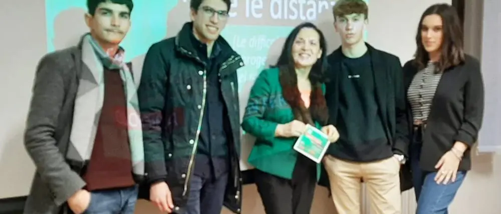 Al Liceo Berto di Vibo si progetta il futuro \"oltre le distanze\"