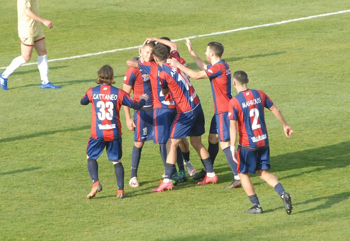 La Vibonese continua a pareggiare. Con la Casertana finisce uno a uno