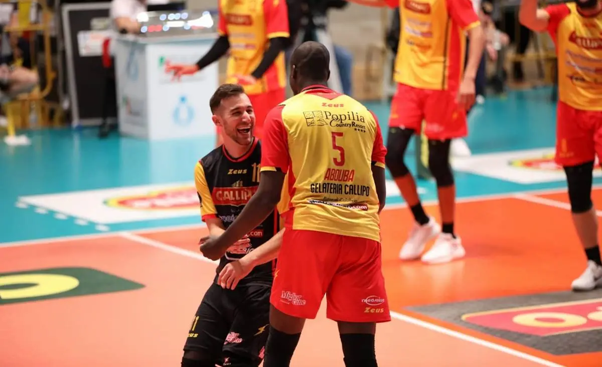 Superlega, Vibo bissa l’impresa: battuta 3-2 Civitanova - Video