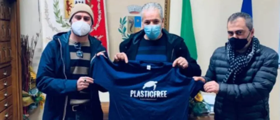 Ambiente, il Comune di Stefanaconi aderisce al protocollo “Plastic free”