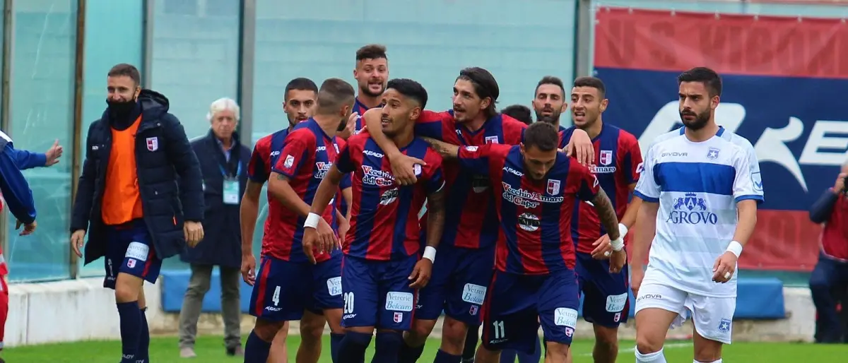 La Vibonese è dinanzi a un bivio, in Campania non si può fallire - Video