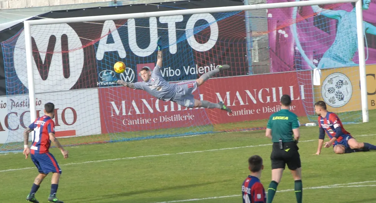 La Vibonese interrompe la serie negativa. Contro la Viterbese finisce a reti bianche