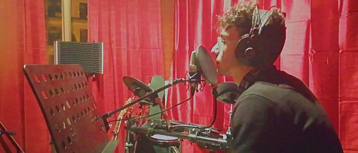 “Fuori dagli schemi”, l'album d'esordio di Tozy: giovane musicista di Serra San Bruno