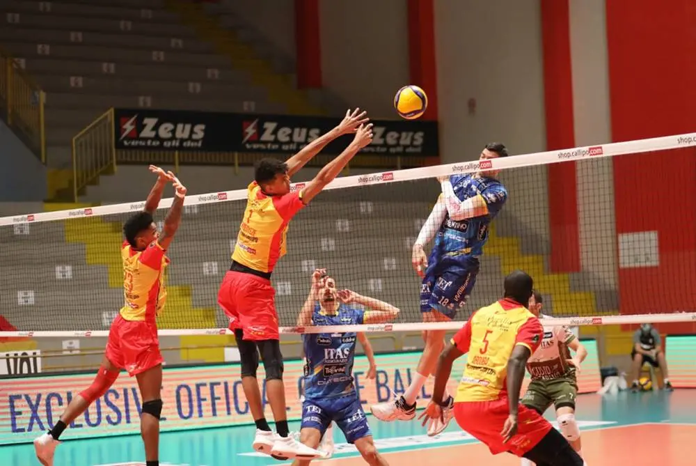 Superlega, Trento stende Vibo in tre set - Video