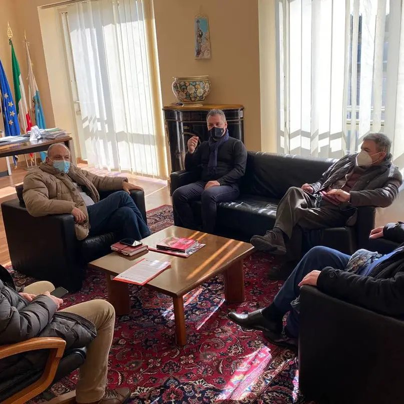 Dimensionamento scolastico, la Provincia di Vibo fa il punto con i sindacati