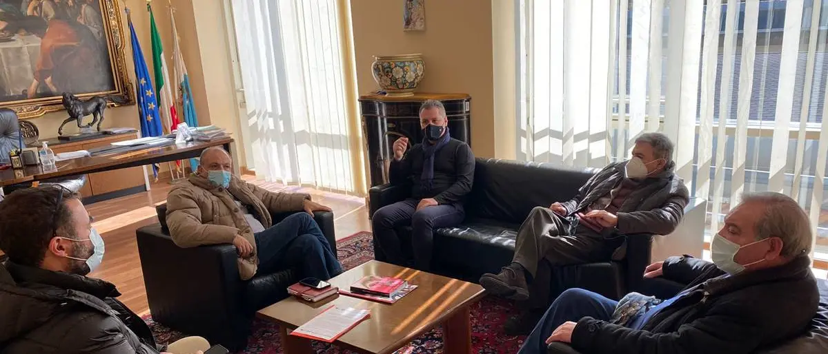 Dimensionamento scolastico, la Provincia di Vibo fa il punto con i sindacati