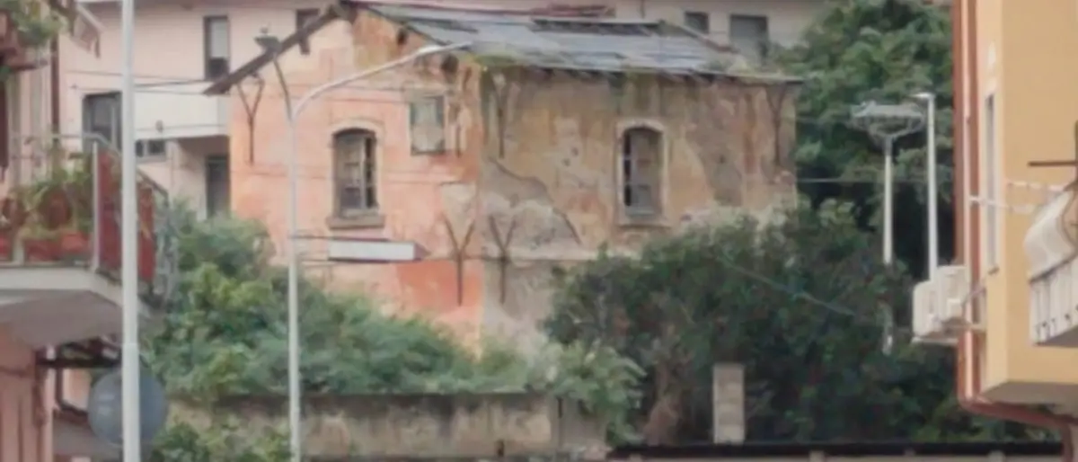 Il grande patrimonio abbandonato delle ferrovie e quei fabbricati “non pervenuti” a Vibo Marina