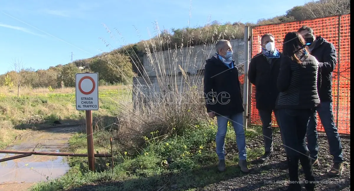 Strada del mare, la più grande opera incompiuta del Vibonese sotto i riflettori della Uil -Video