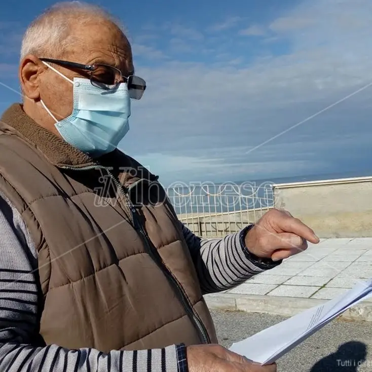 «Ha il diabete? Torni nel 2022». La rabbia di un pensionato di Bivona -Video