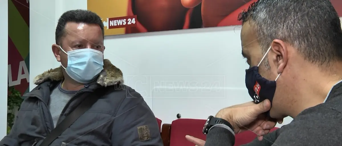 Imprenditore chiede aiuto a Gratteri e Falvo: «Sono stato estromesso dal mio villaggio» - Video