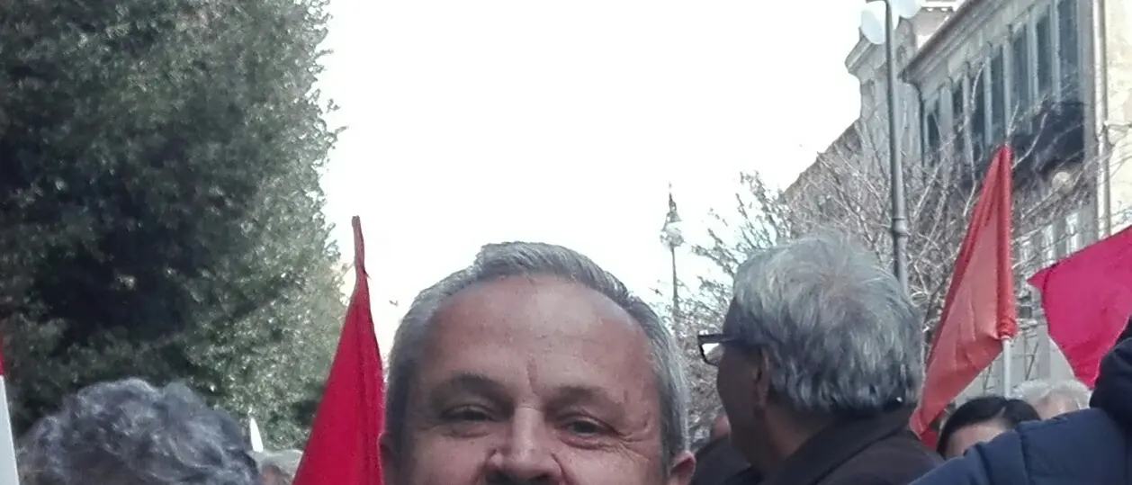 Nicola Arcella, la \"ricevuta\" prima del suicidio: i lati oscuri di una morte che grida verità - Video