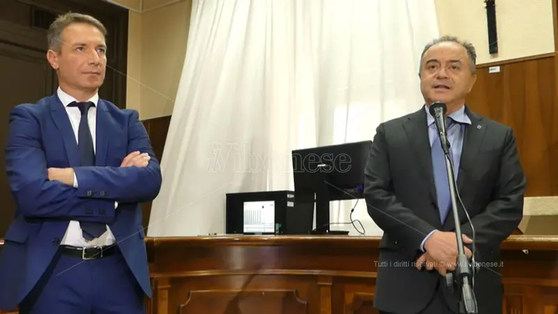 Camillo Falvo s’insedia in Procura a Vibo Valentia - Video