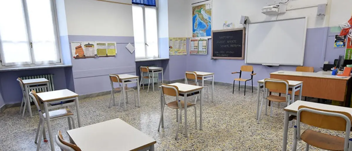 Tropea, i genitori: «Scuola e Asp non hanno soldi per i test, li faremo a spese nostre»