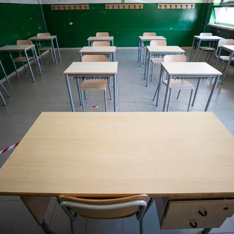 Covid a Zungri, scuole medie chiuse sino a fine maggio