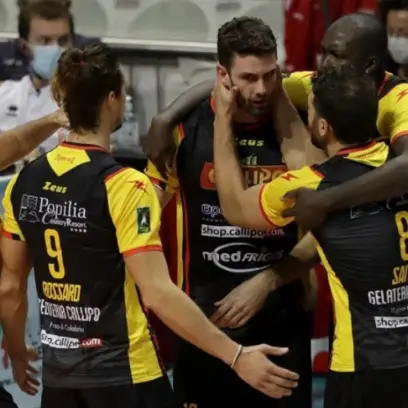 Volley, la Tonno Callipo a caccia del riscatto: il 2021 si apre ospitando Consar Ravenna - Video