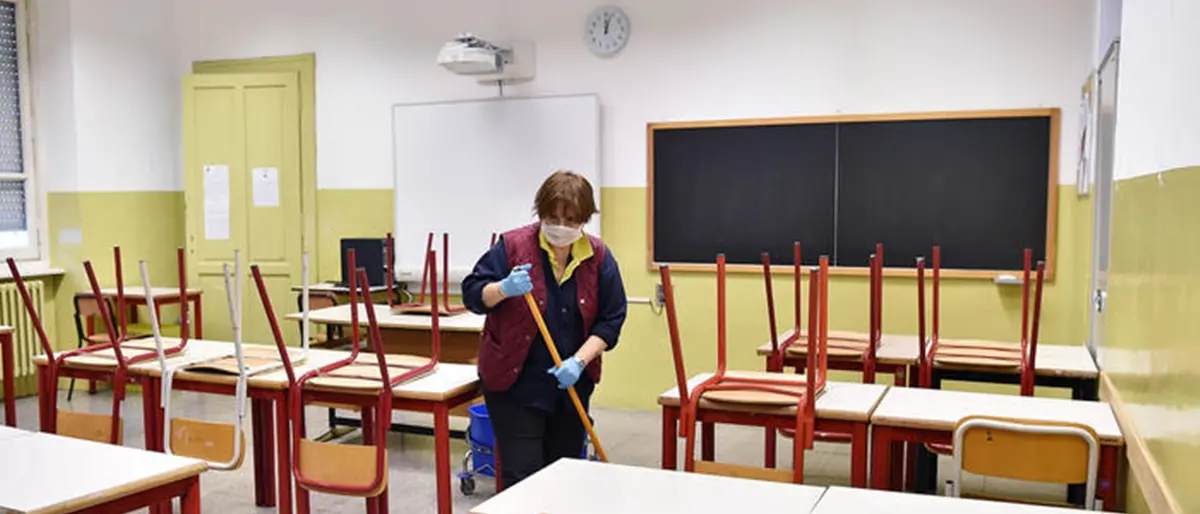 Il Comune di Vibo non chiude le scuole per Covid. Domenico Scuglia: «Sono ordinanze illegittime»