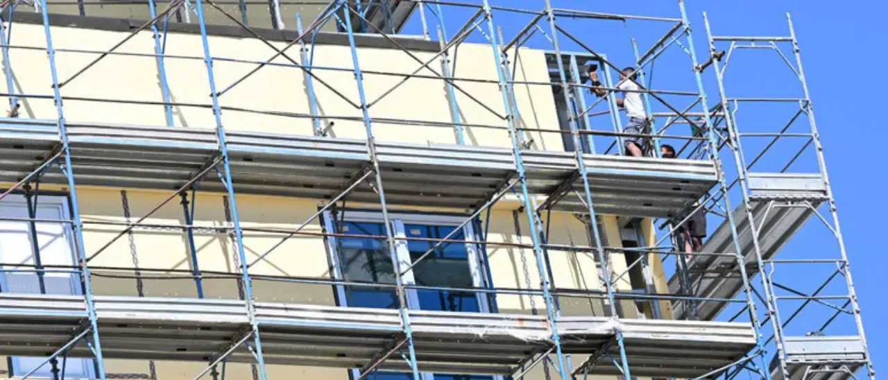 Tropea, niente cantieri edili privati nel centro storico durante l’estate: ecco cosa prevede l’ordinanza