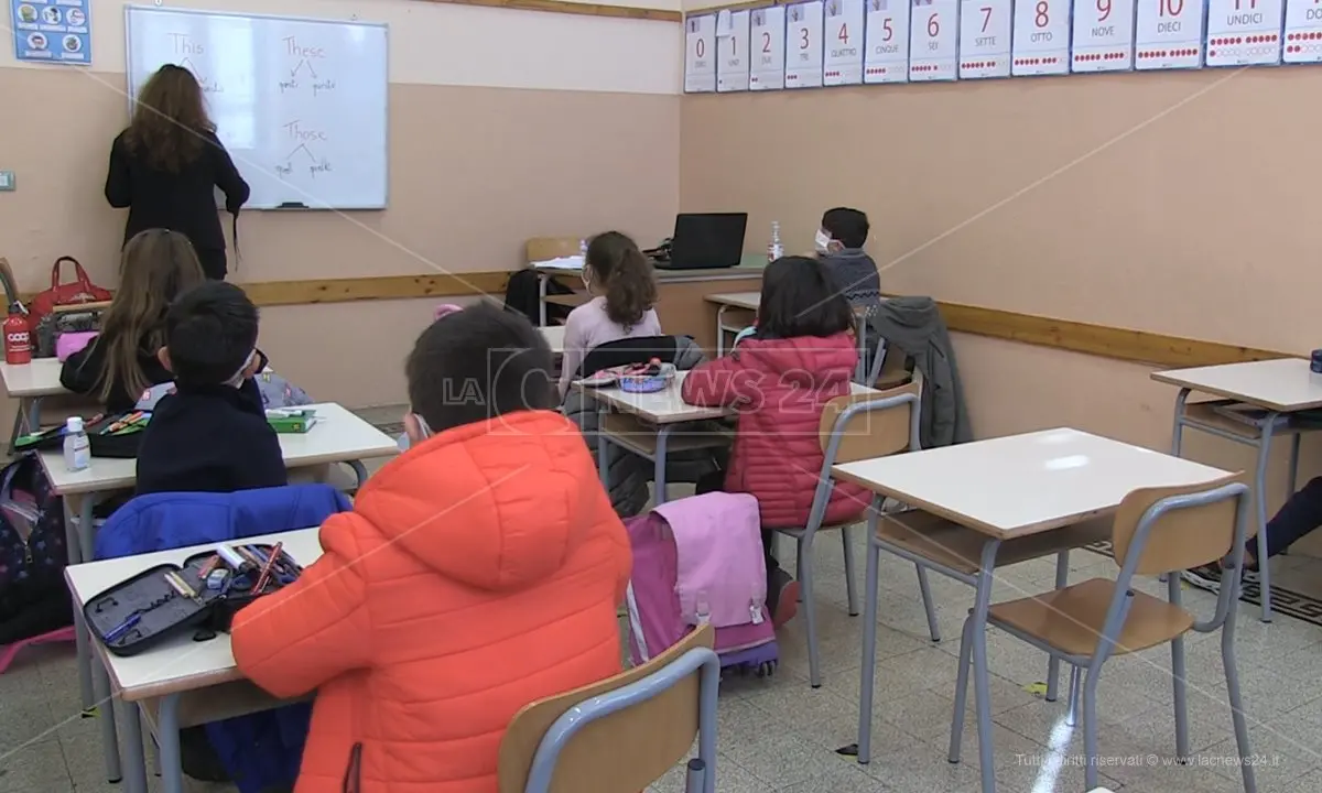 Scuole, il Tar non mette pace tra i genitori. E c'è chi chiede screening a tappeto -Video