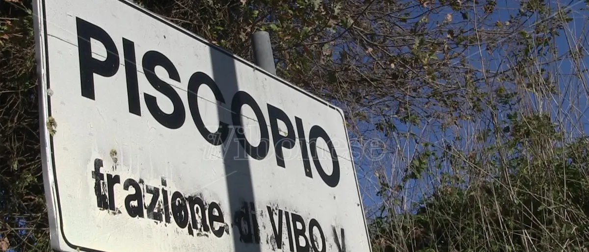 Caos tamponi a Vibo, il sindaco: «Da domani attiva una postazione a Piscopio»