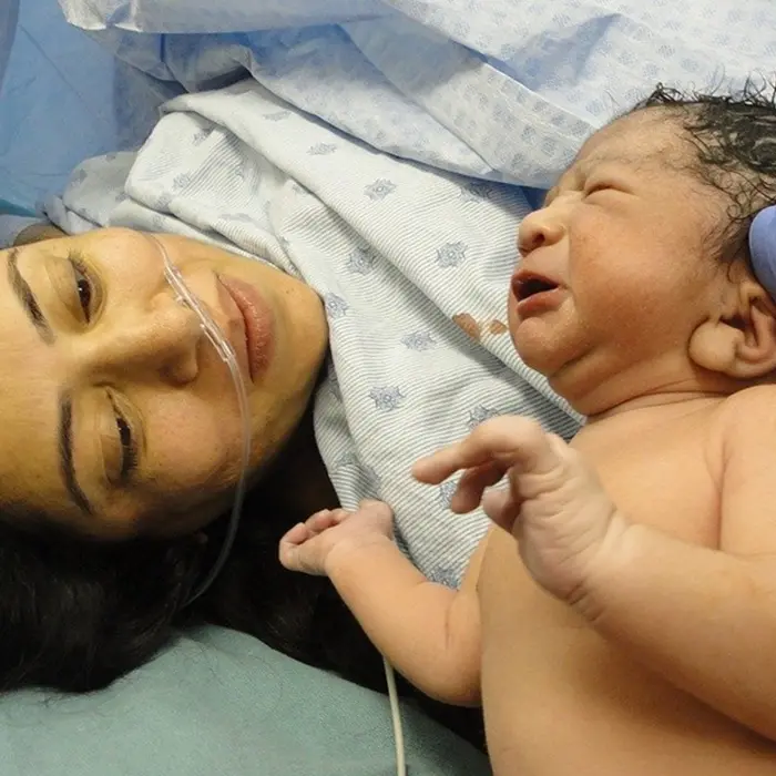 Anche a Vibo i papà potranno entrare in sala parto. Accolto l’appello di un giovane