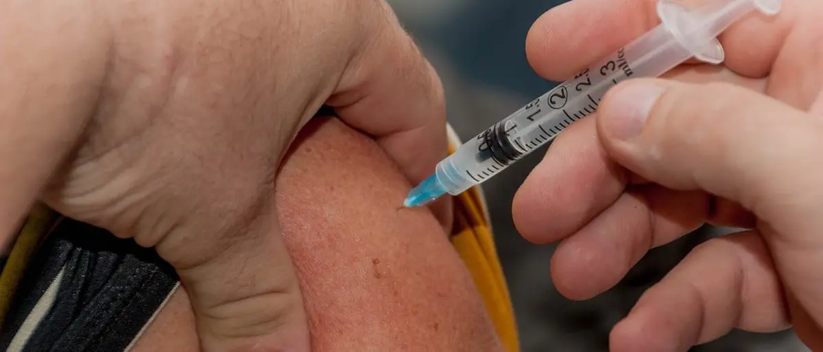 Vaccini in farmacia, nel Vibonese si parte domani: ecco dove