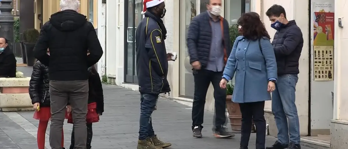 La notte di Natale al tempo del Covid magica solo per i bambini - Video