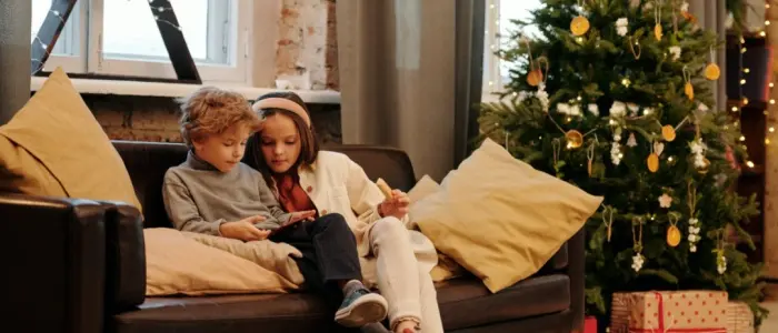 A tavola col telefonino per sentirsi un pò a casa: il Natale dei fuorisede lontani dalla Calabria